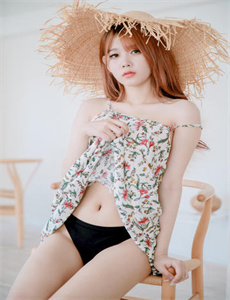 《美女脱18以下禁止看免费-天美果冻传媒视频入口》